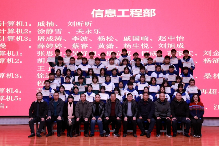 70a39d503ba06ff8baa4bd111e566936_origin(1)